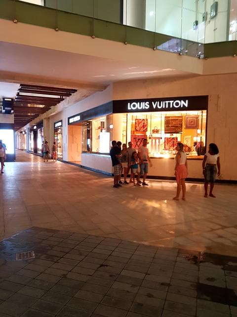 La Isla Paradise Experience